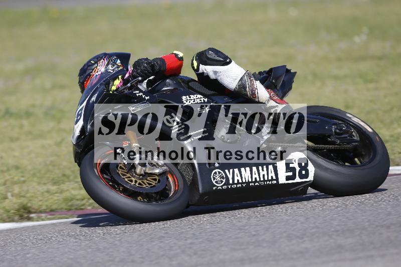 /10 20.04.2026  Pluess Moto Sport ADR/Freies Fahren/58